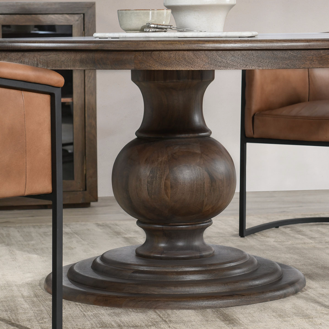 Classic Home Brookside 60" Round Dining Table