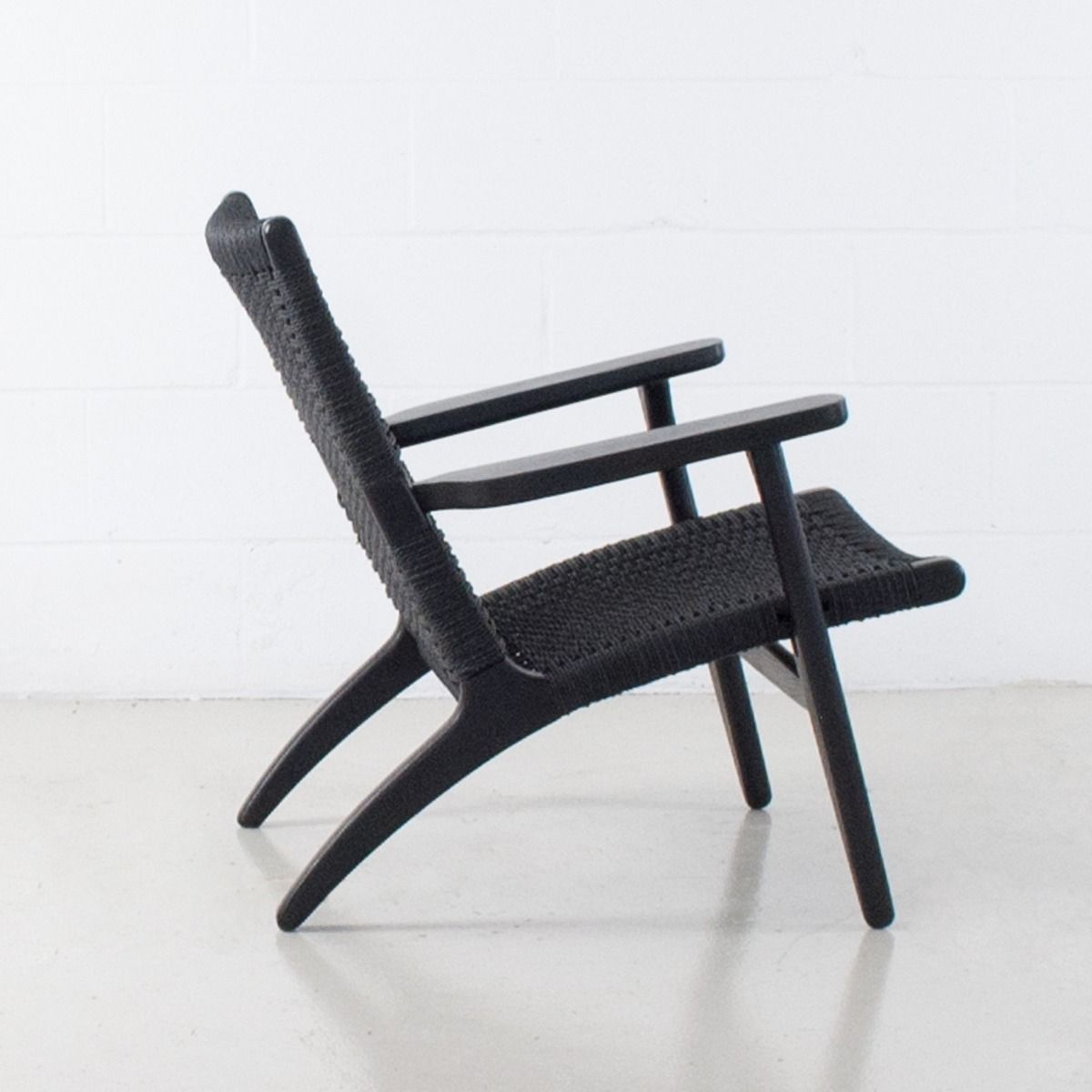 Cavo Black Lounge Chair