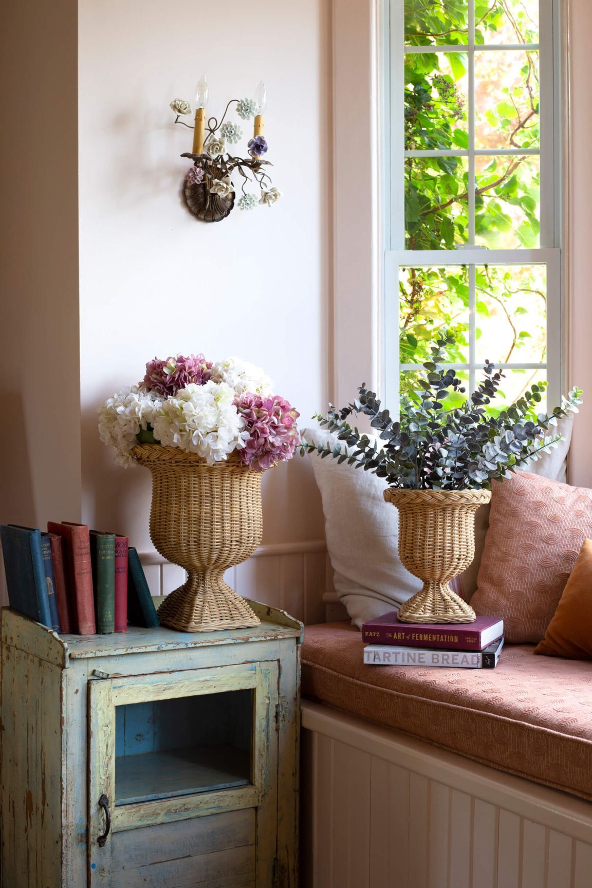 Braided Rattan Urn Planter & Pedestal Stand