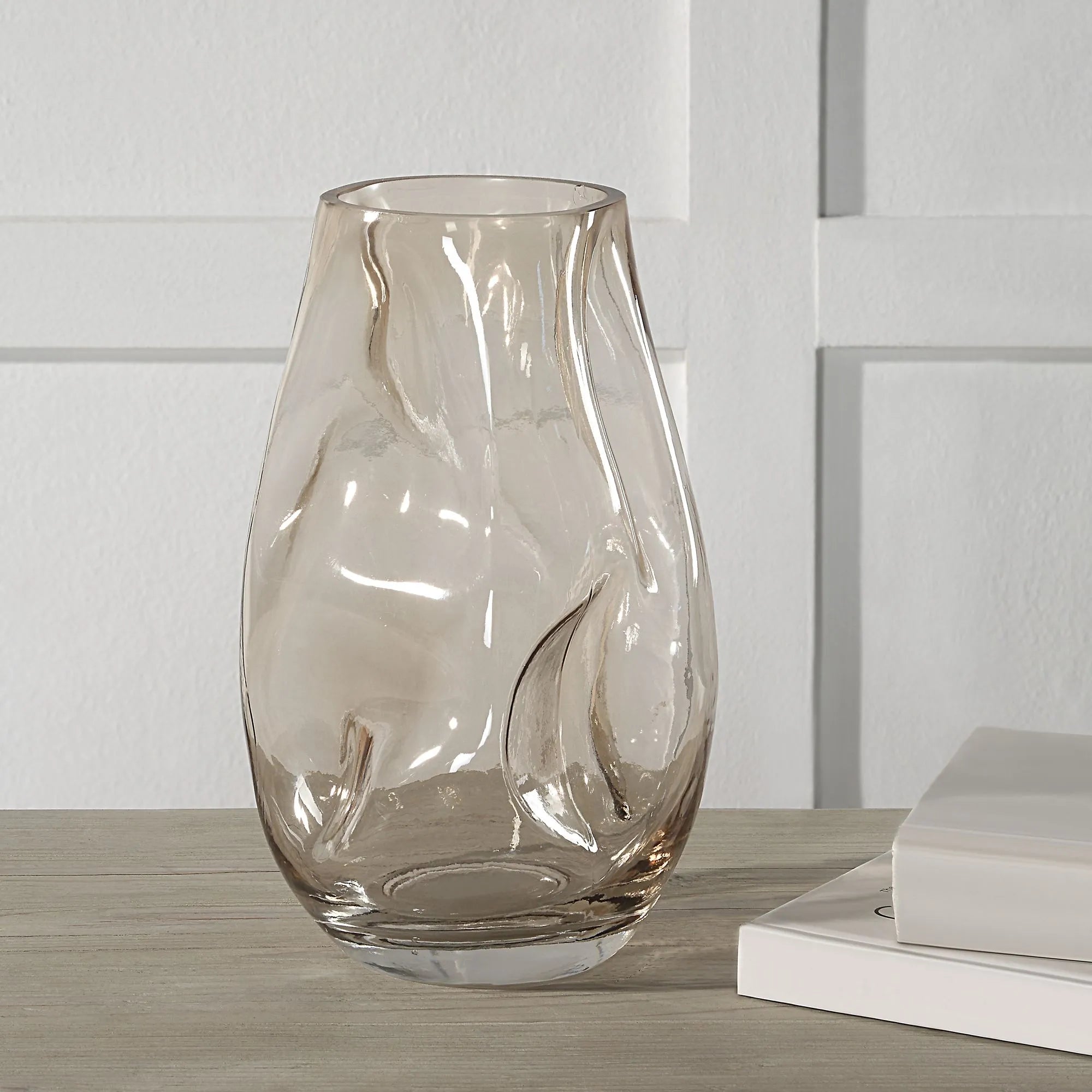 Tawny Glass Vase - Reimagine Designs