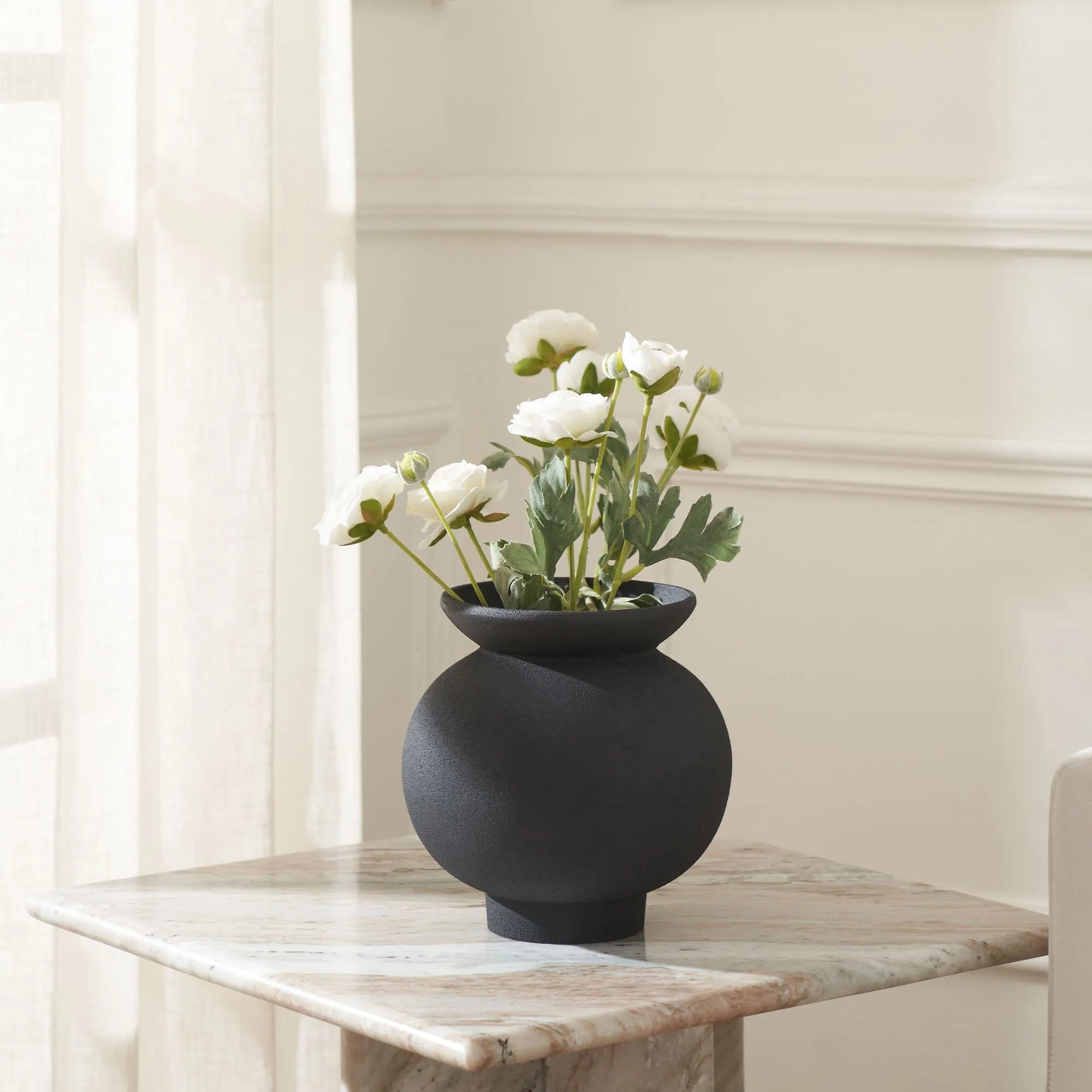 Cadiz Matte Black Vase