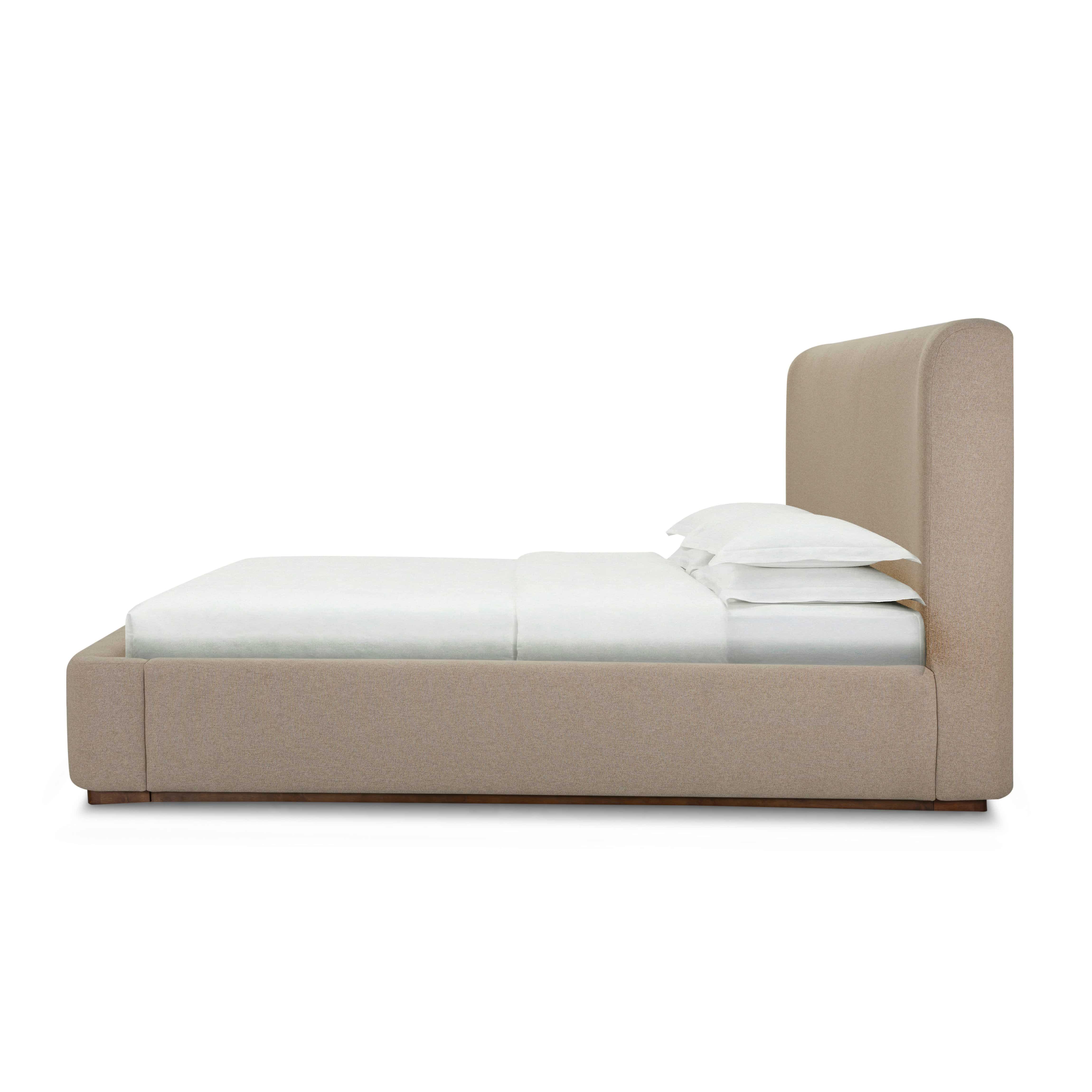Filly Tan Bed