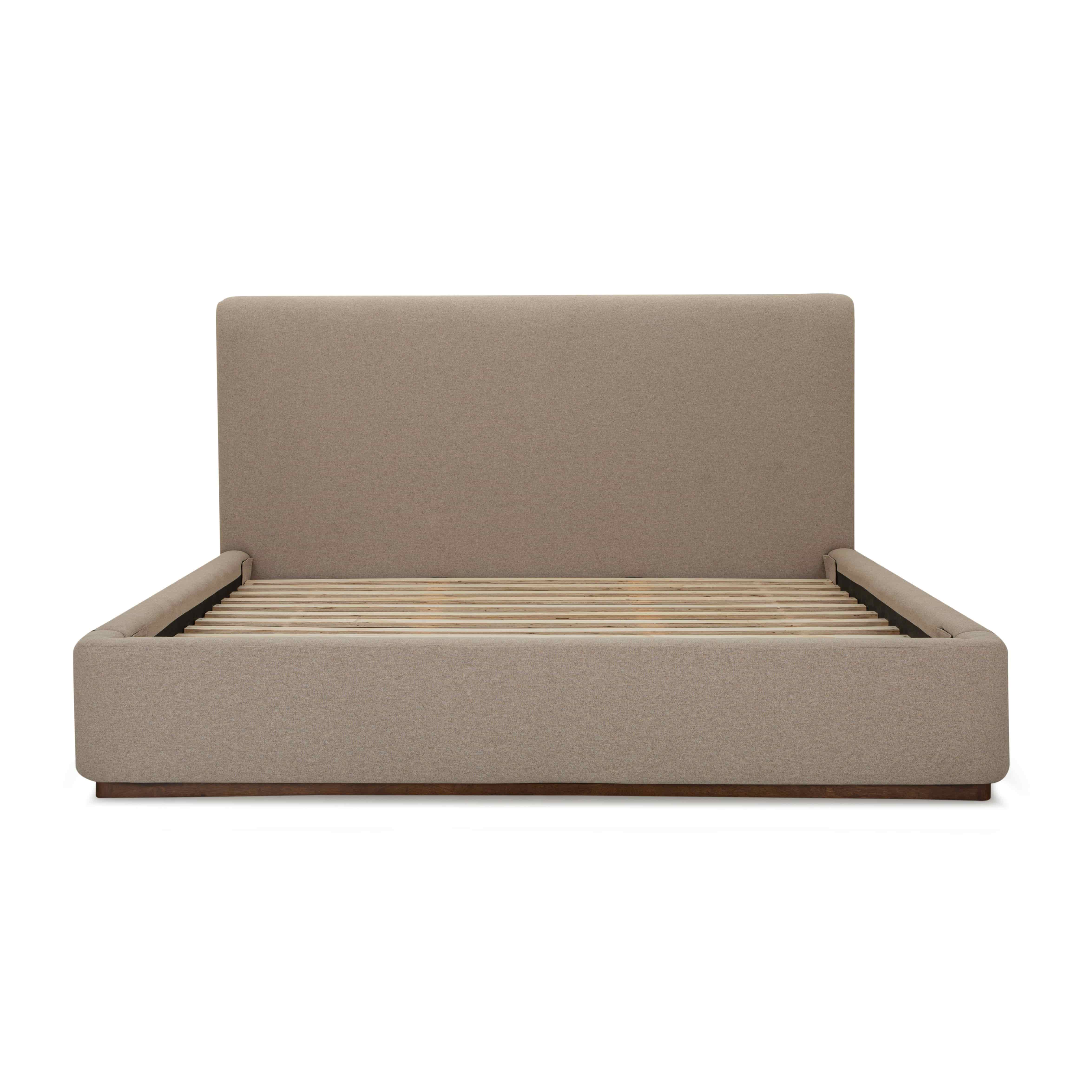 Filly Tan Bed