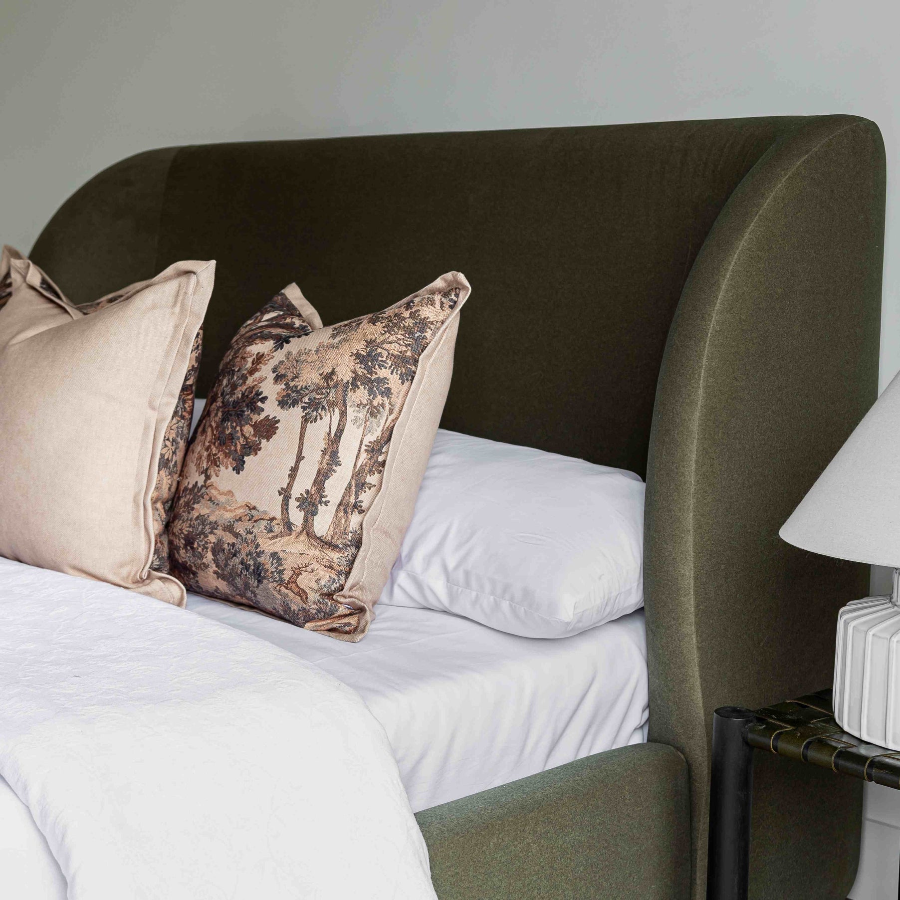 Fizz Velvet Fern Bed 