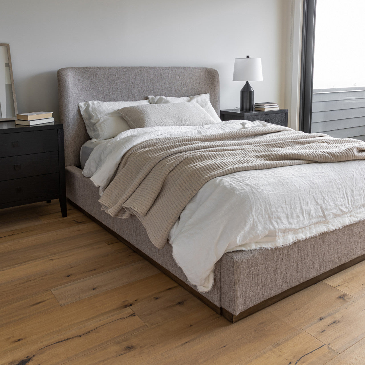 Faye Taupe Bed