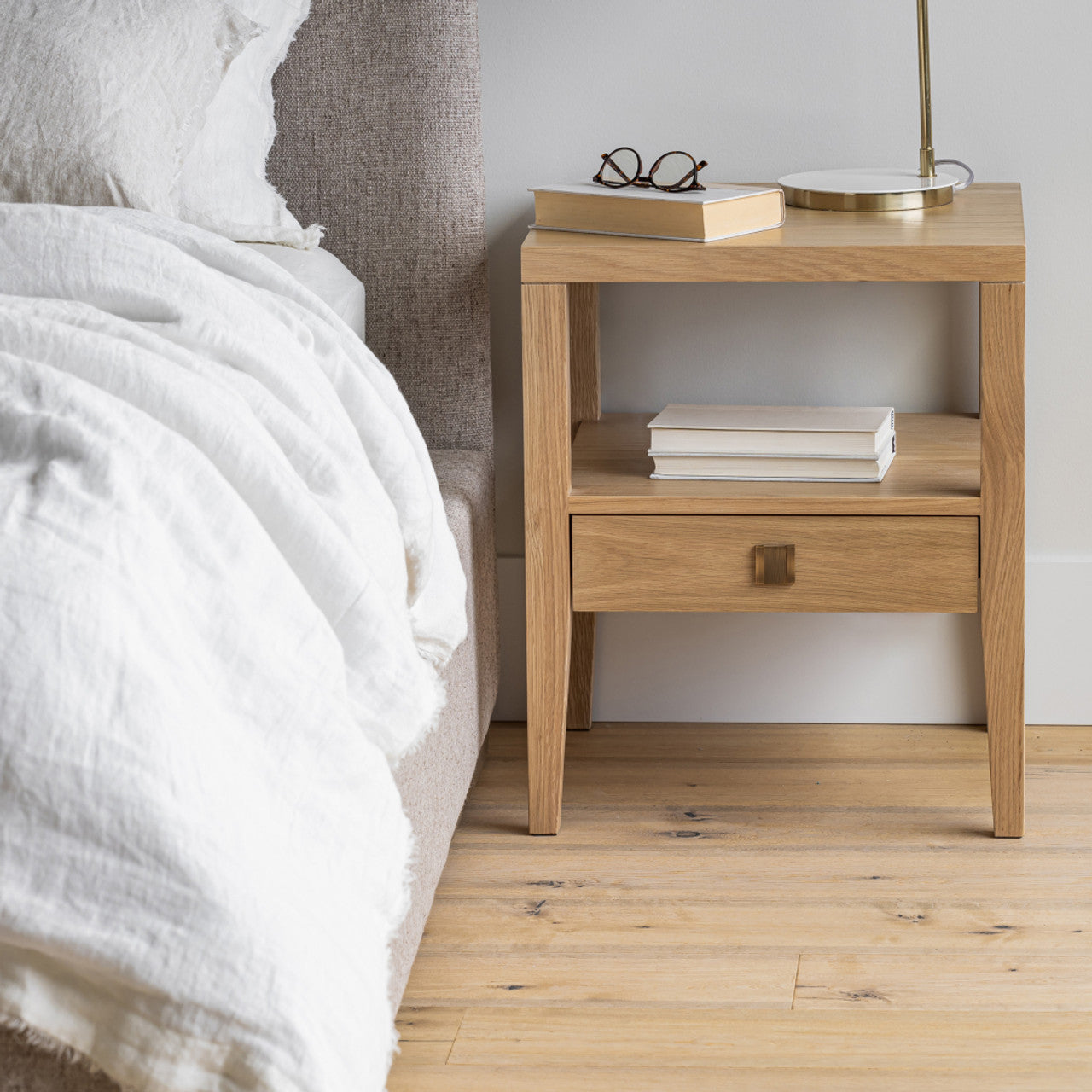 Hara Natural Oak 1 Drawer Accent Table