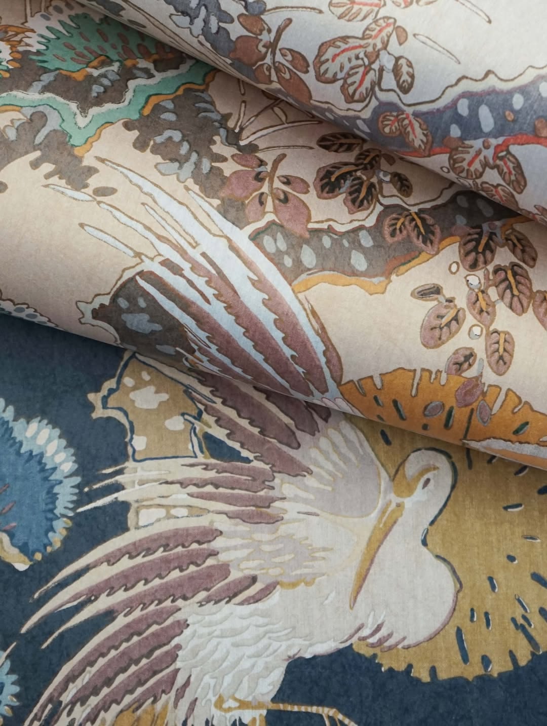 Vivid 3107 Chinoiserie Crane Wallpaper
